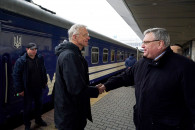До Києва прибув прем’єр-міністр Латвії…